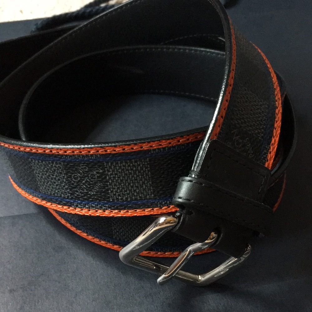 Lightly used Louis Vuitton Damien belt